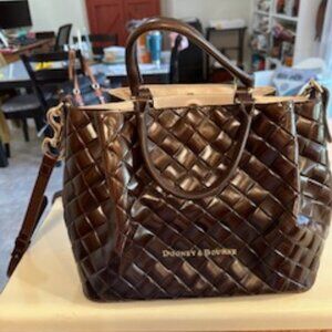 Dooney & Bourke Large Barton Handbag Woven leather in Brown